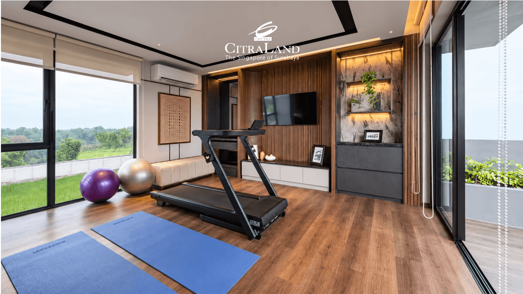 Rooftop Rumah with Gym
